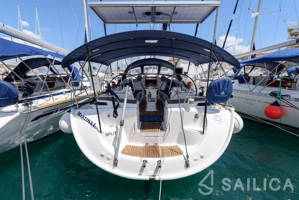 Bavaria 46 Cruiser - Yacht Charter Sailica