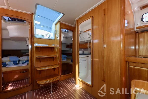 Bavaria 46 Cruiser - Yacht Charter Sailica