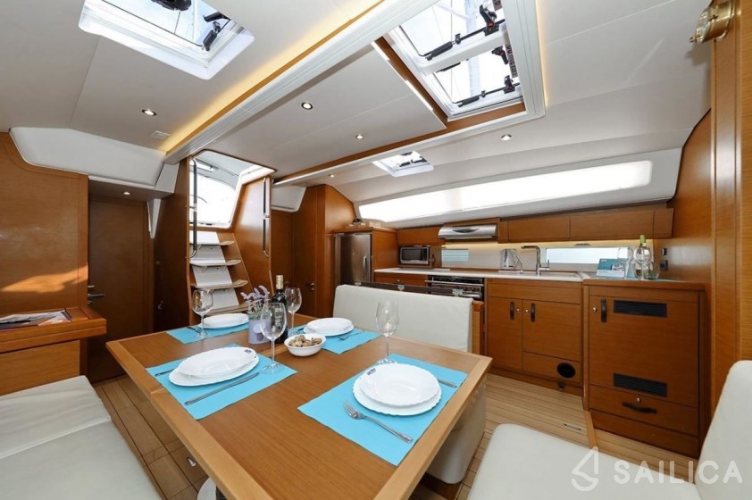 Jeanneau 54 - Yacht Charter Sailica