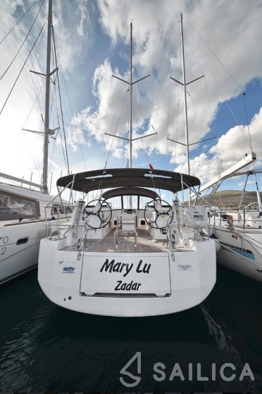 Jeanneau 54 - Yacht Charter Sailica