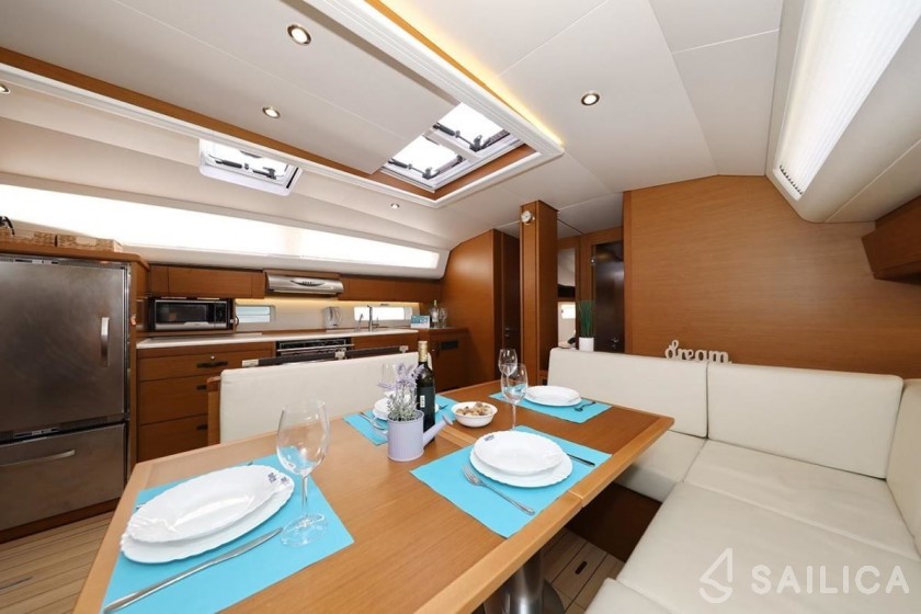 Jeanneau 54 - Yacht Charter Sailica