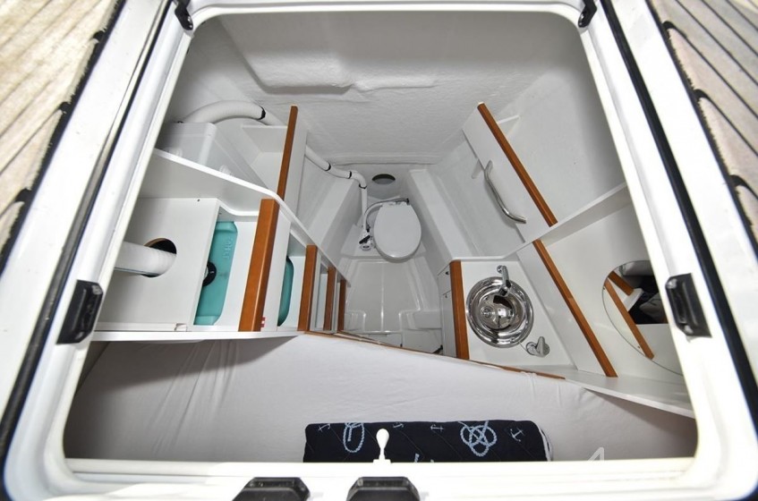 Jeanneau 54 - Yacht Charter Sailica