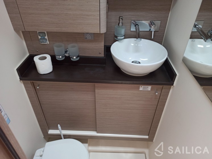 Hanse 588 - Yacht Charter Sailica