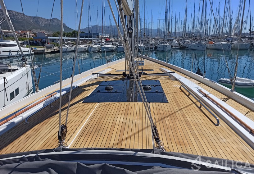 Hanse 588 - Yacht Charter Sailica