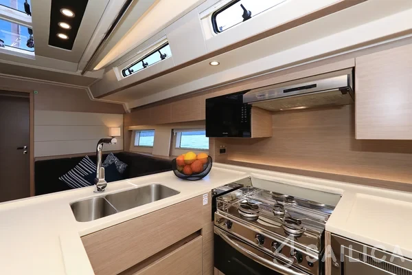 Hanse 588 - Yacht Charter Sailica