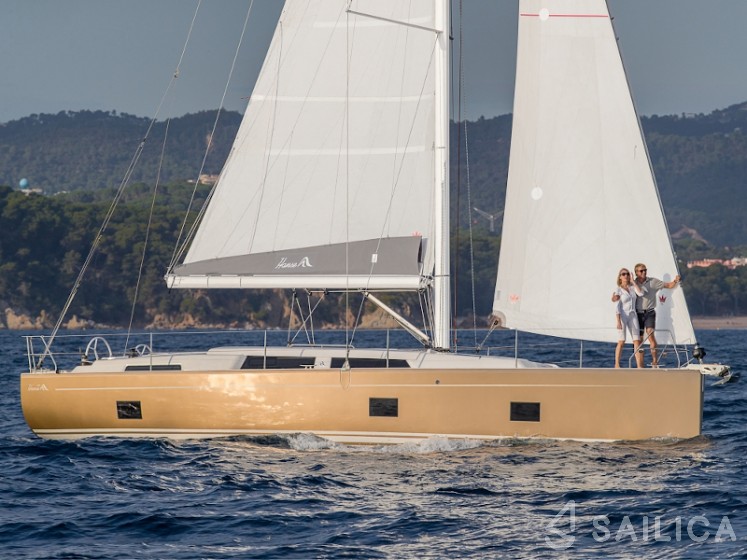 Hanse 418 - Yacht Charter Sailica