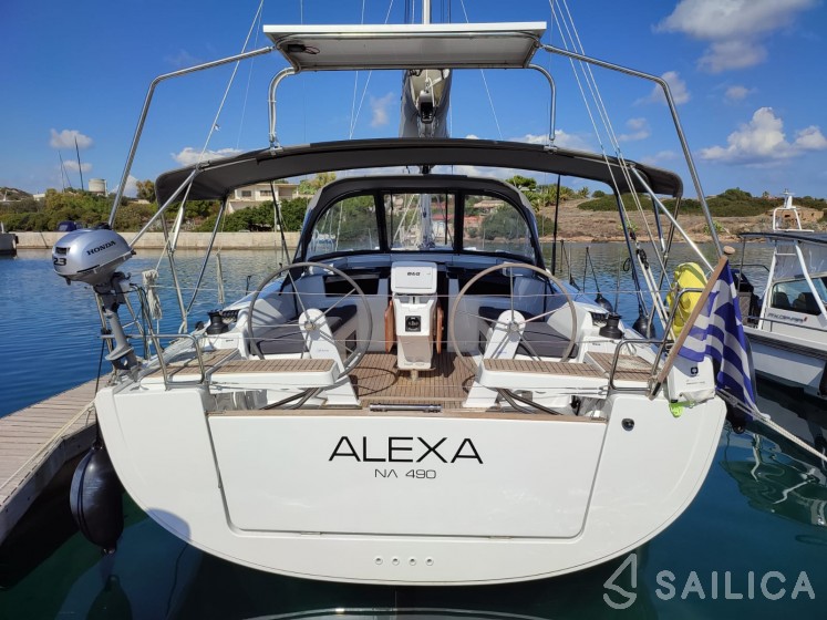 Hanse 418 - Yacht Charter Sailica