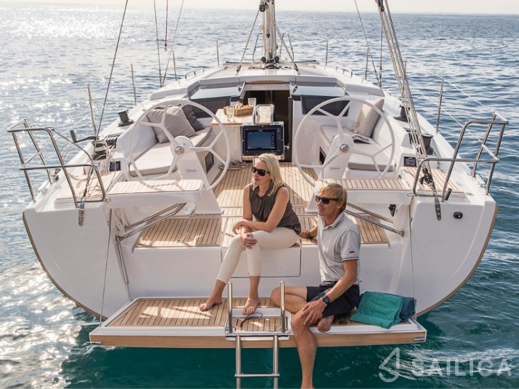 Hanse 418 - Yacht Charter Sailica