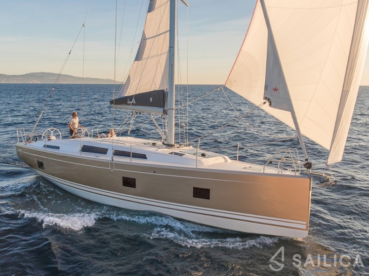 Hanse 418 - Yacht Charter Sailica
