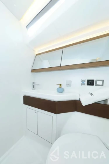 Oceanis 46.1 - Yacht Charter Sailica