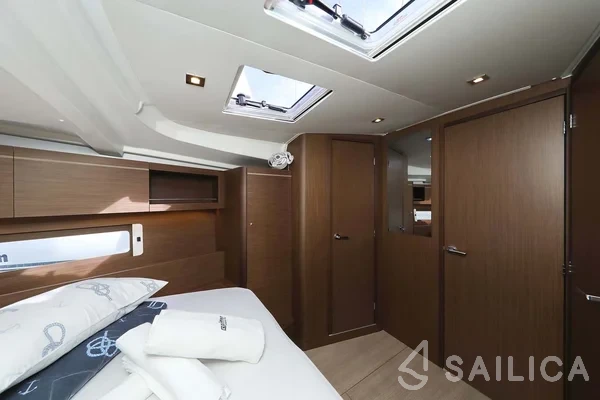 Oceanis 46.1 - Yacht Charter Sailica