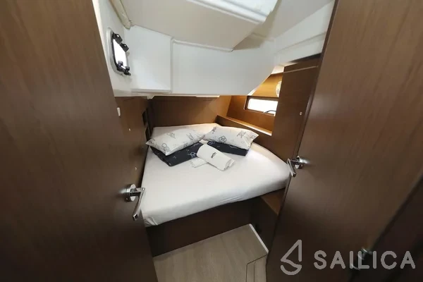 Oceanis 46.1 - Yacht Charter Sailica
