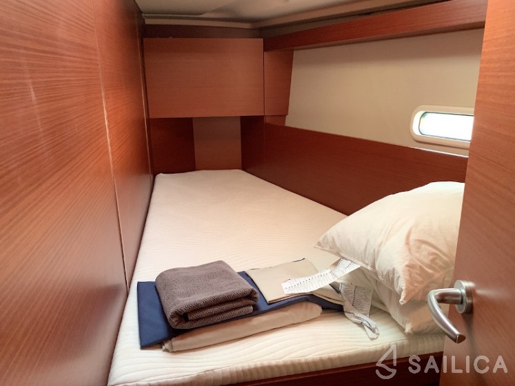 Hanse 458 - Yacht Charter Sailica