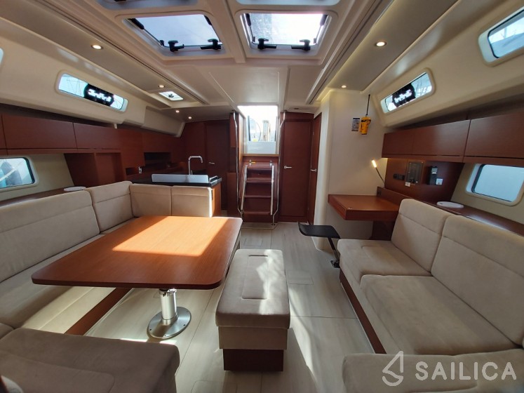 Hanse 458 - Yacht Charter Sailica