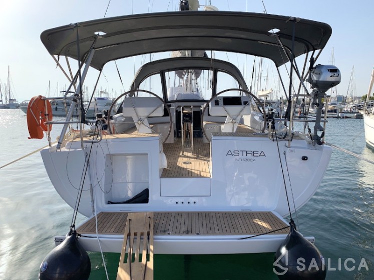 Hanse 458 - Yacht Charter Sailica