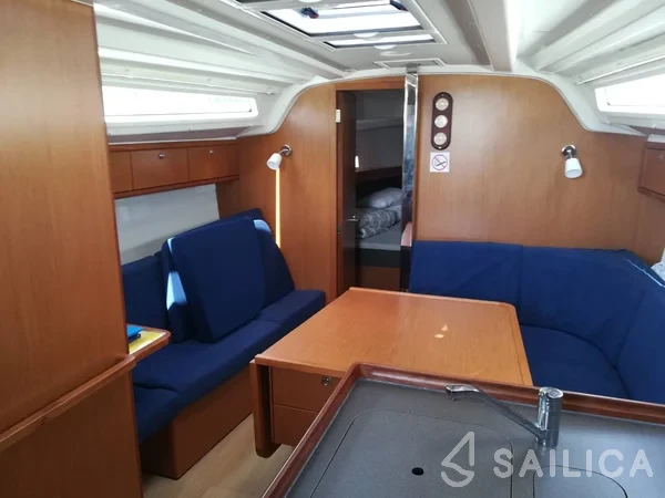 Bavaria 37 Cruiser - Yacht Charter Sailica