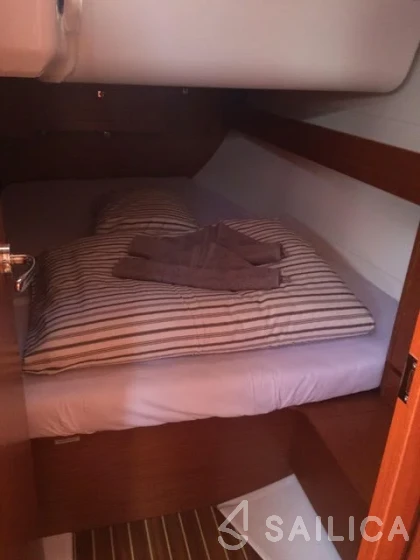 Dufour 382 GL - Yacht Charter Sailica