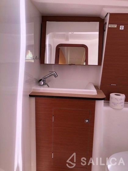 Dufour 382 GL - Yacht Charter Sailica