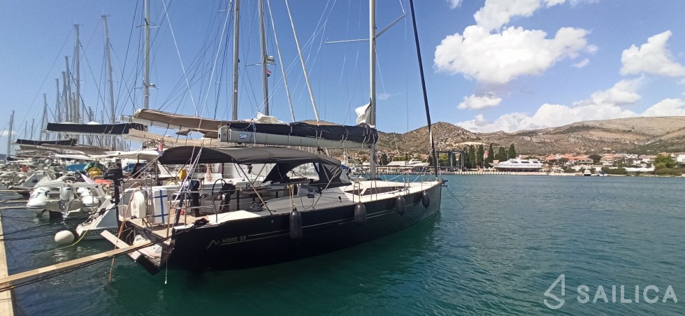More 55 - Yacht Charter Sailica