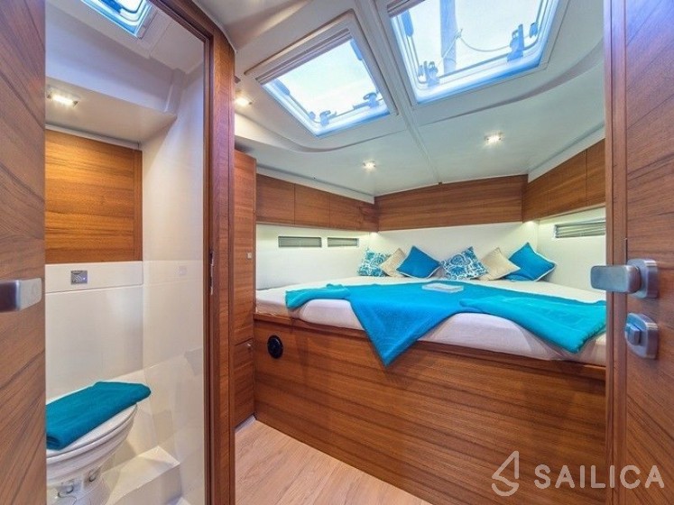 More 55 - Yacht Charter Sailica