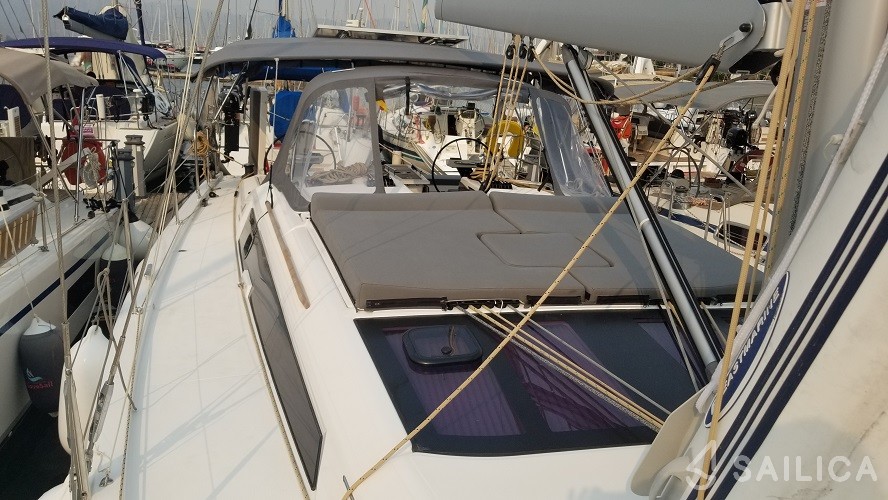 Dufour 430 - Yacht Charter Sailica