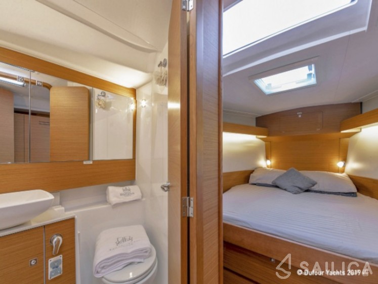 Dufour 430 - Yacht Charter Sailica