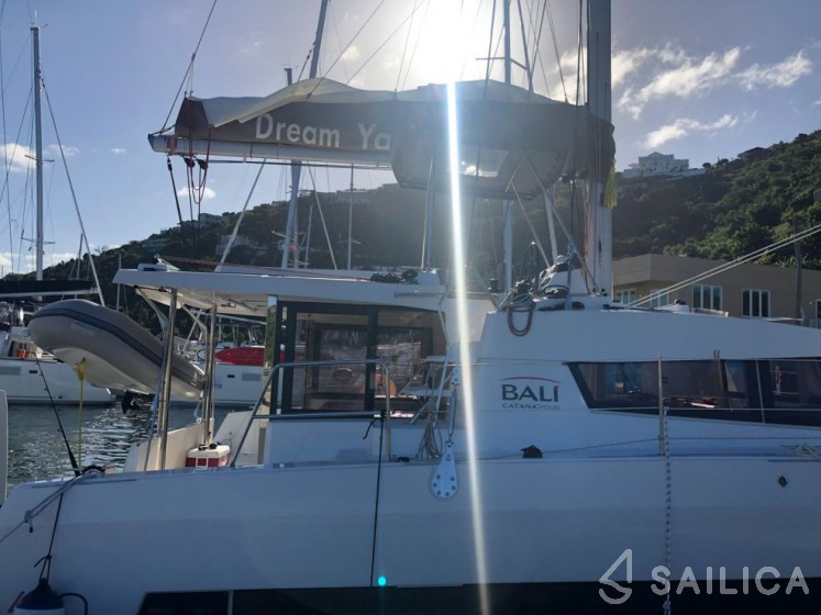 Bali 4.0 - Yacht Charter Sailica