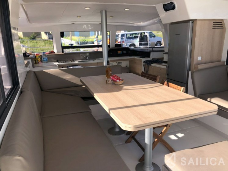 Bali 4.0 - Yacht Charter Sailica