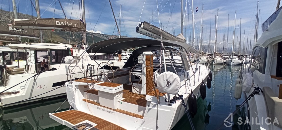 Hanse 460 - Yacht Charter Sailica