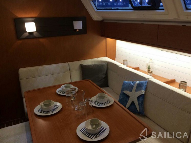 Bavaria 46 Cruiser - Yacht Charter Sailica
