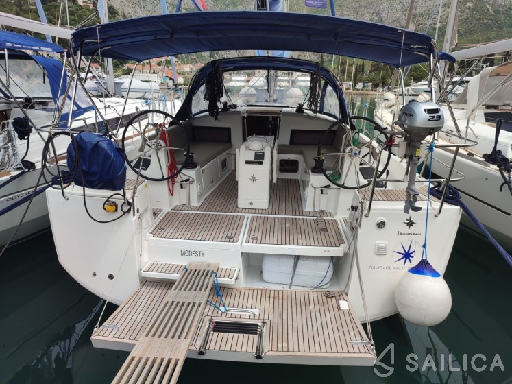 Sun Odyssey 440 - Yacht Charter Sailica