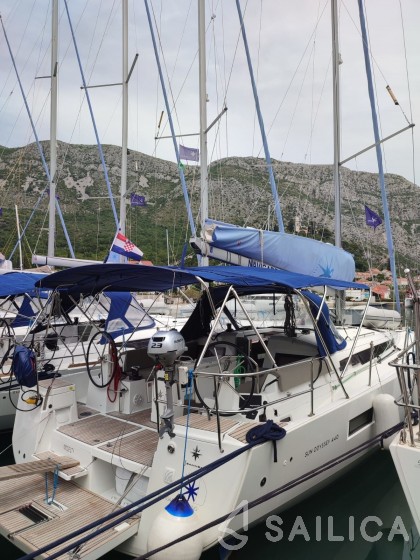 Sun Odyssey 440 - Yacht Charter Sailica