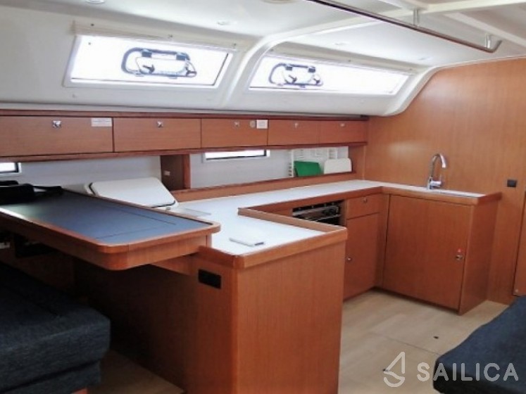 Bavaria 51 Cruiser - Yacht Charter Sailica