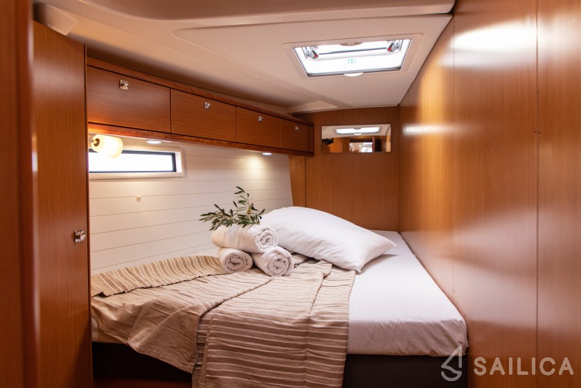 Bavaria 51 Cruiser - Yacht Charter Sailica