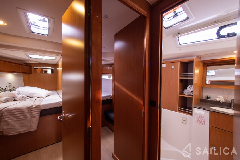 Bavaria 51 Cruiser - Yacht Charter Sailica