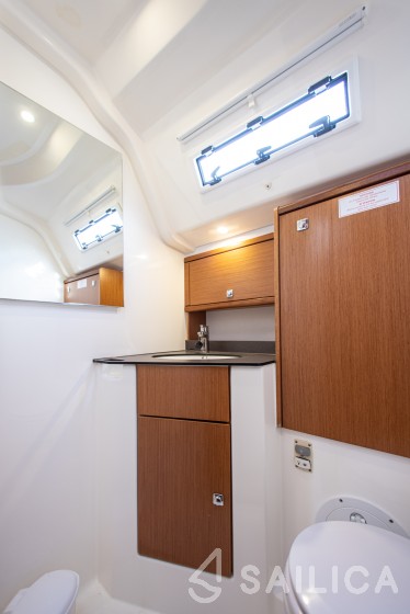 Bavaria 51 Cruiser - Yacht Charter Sailica