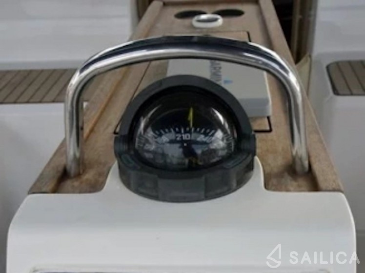 Bavaria 51 Cruiser - Yacht Charter Sailica