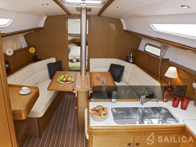 Sun Odyssey 36i - Yacht Charter Sailica