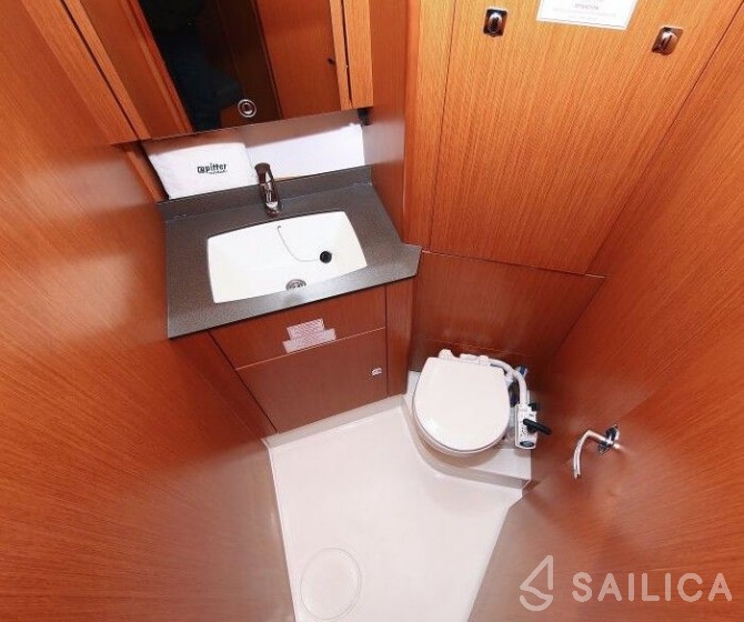 Bavaria 41 Cruiser - Yacht Charter Sailica