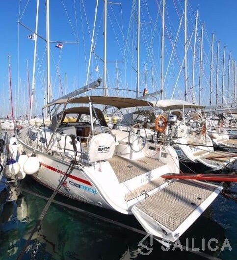 Bavaria 41 Cruiser - Yacht Charter Sailica