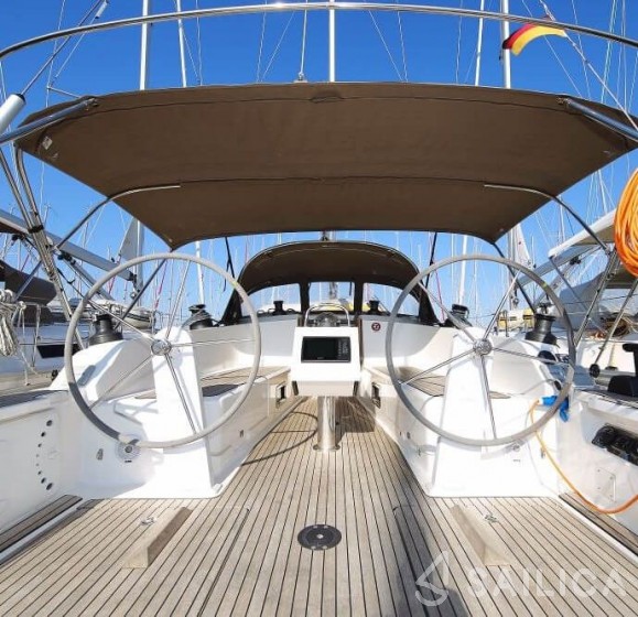 Bavaria 41 Cruiser - Yacht Charter Sailica
