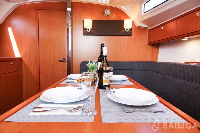 Bavaria 41 Cruiser - Yacht Charter Sailica