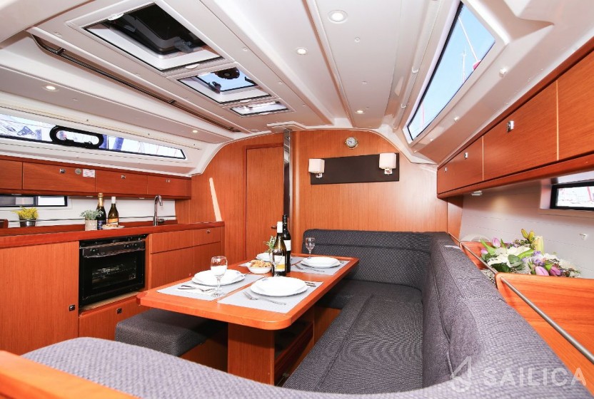 Bavaria 41 Cruiser - Yacht Charter Sailica