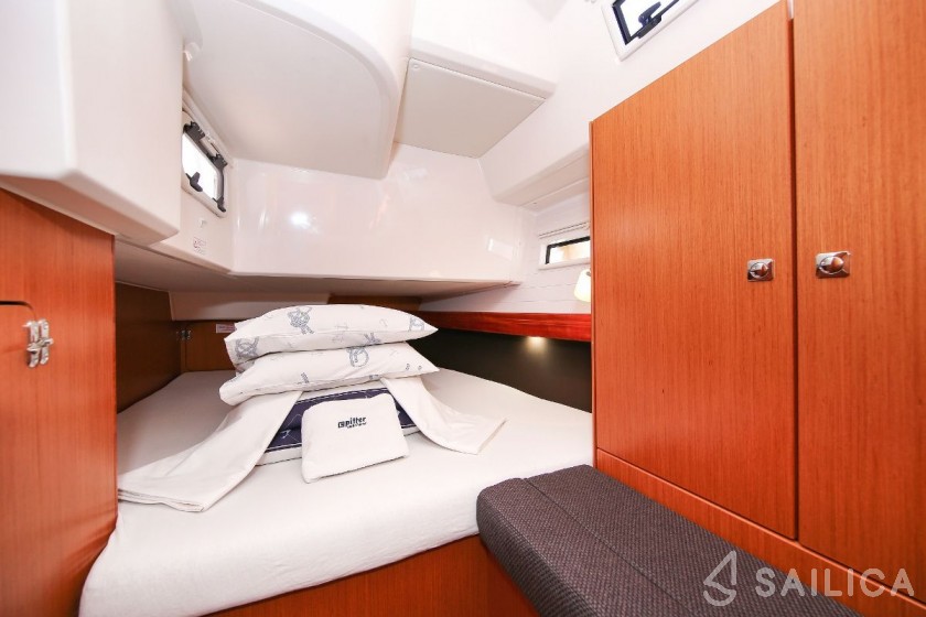 Bavaria 41 Cruiser - Yacht Charter Sailica