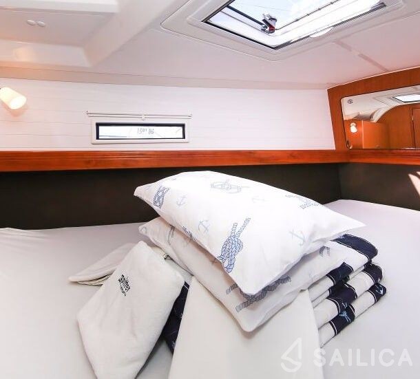 Bavaria 41 Cruiser - Yacht Charter Sailica