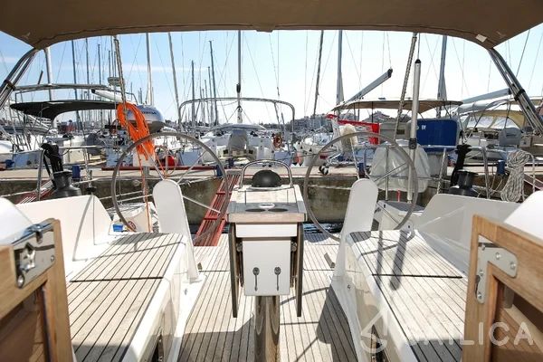 Bavaria 41 Cruiser - Yacht Charter Sailica