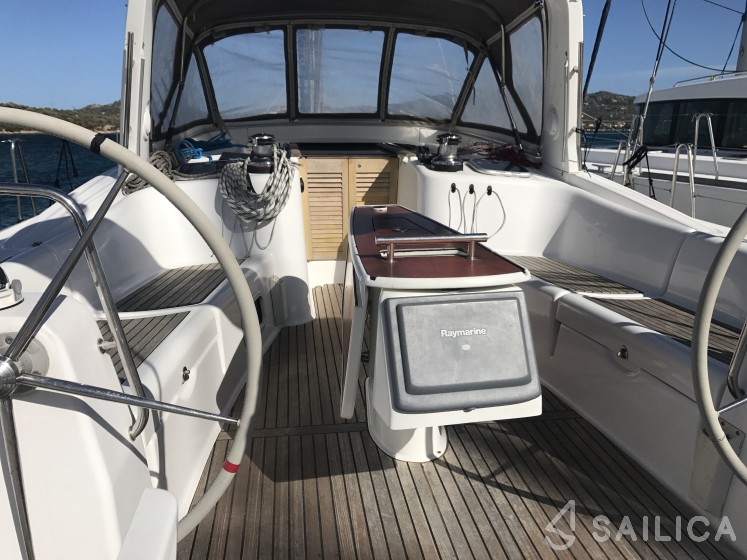 Oceanis 50 Family - Yacht Charter Sailica