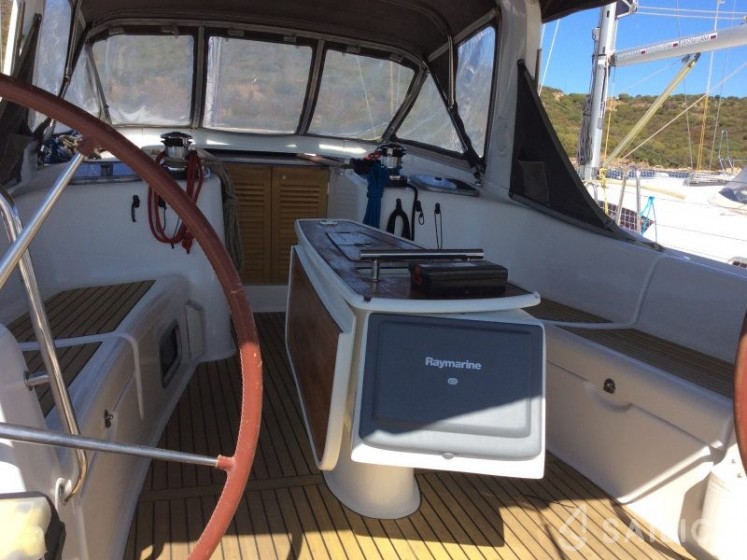 Oceanis 50 Family - Yacht Charter Sailica