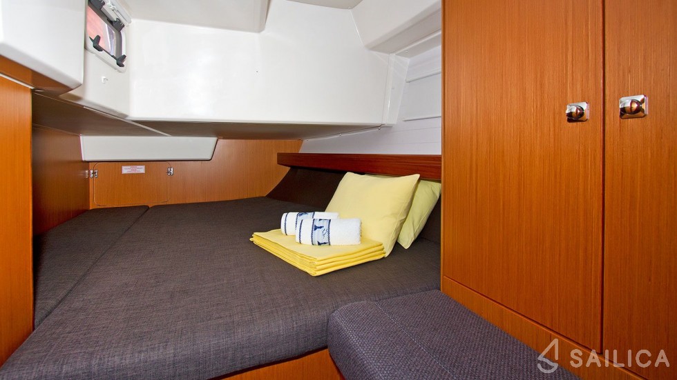 Bavaria 41 Cruiser - Yacht Charter Sailica
