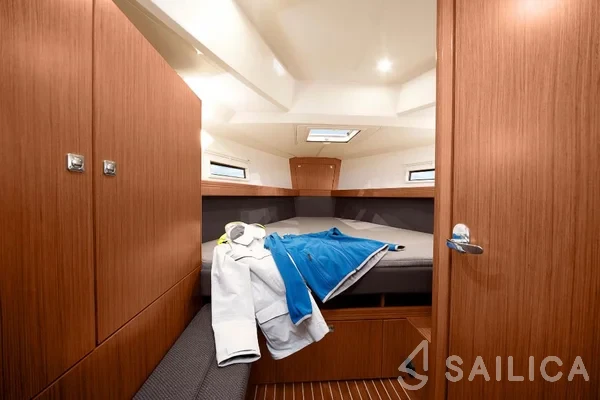 Bavaria 41 Cruiser - Yacht Charter Sailica